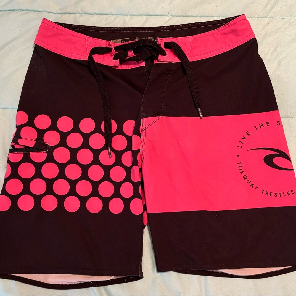 Quicksilver pink shorts